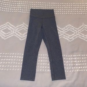 Gray Wunder Under High Waisted Cropped leggings